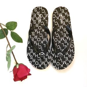 MICHAEL KORS Stacked Logo Flip Flops